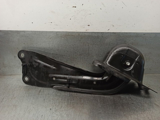 VAG 5Q0505225C Brazo longitudinal inferior izquierdo de la suspensión trasera  comprar en Albacete