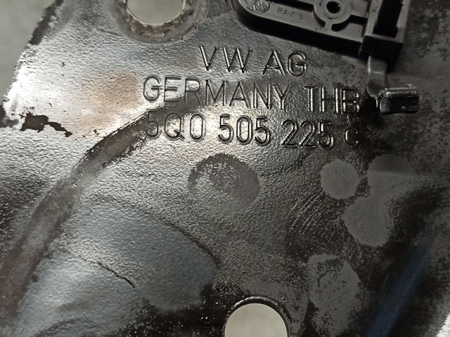VAG 5Q0505225C Barra oscilante, suspensión de ruedas, trasera izquierda comprar Barcelona