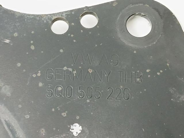 VAG 5Q0505226C Brazo de suspensión, trasera derecha  en stock Salamanca
