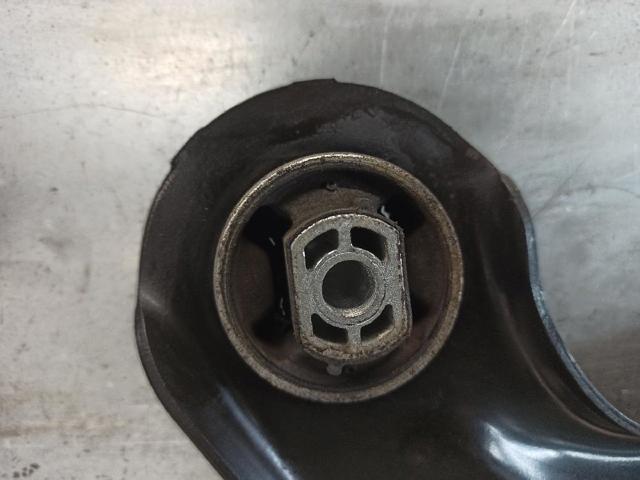 VAG 5Q0505226C Brazo longitudinal inferior derecho de la suspensión trasera  comprar en Murcia