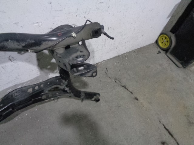 VAG 5Q0505315G Subchasis trasero soporte motor  comprar en Murcia