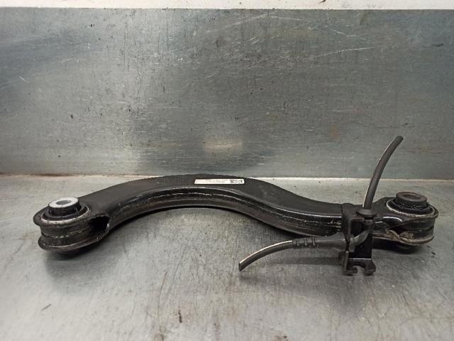 VAG 5Q0505323C Brazo superior de suspensión trasera izquierdo/derecho  en stock Terrassa