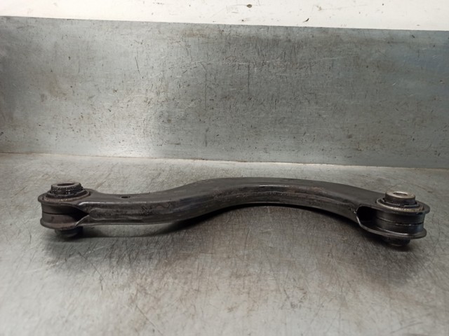 5Q0505323C Brazo superior de suspensión trasera izquierdo/derecho  comprar en Pontevedra