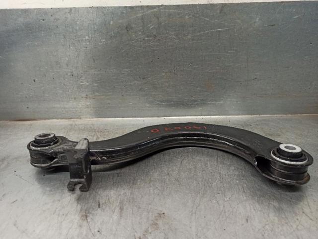 5Q0505323C Brazo superior de suspensión trasera izquierdo/derecho  en stock Granada