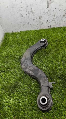 5Q0505323D Brazo superior de suspensión trasera izquierdo/derecho  comprar en Pontevedra