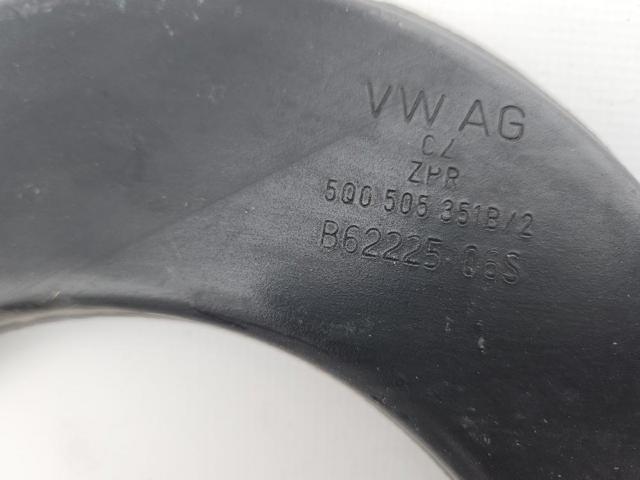 VAG 5Q0505323D Brazo superior de suspensión trasera izquierdo/derecho  disponible Valladolid