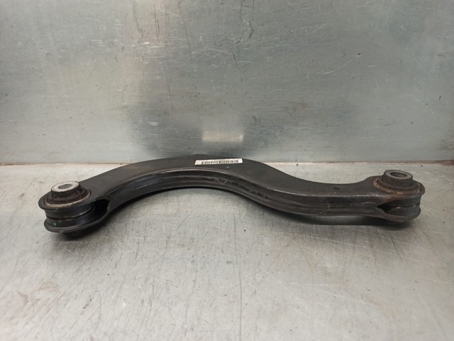 5Q0505351B VAG Brazo superior de suspensión trasera izquierdo/derecho  comprar en Oviedo