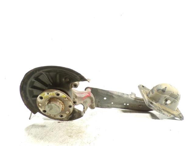 5Q0505436F Mangueta trasera derecha  disponible Utrera