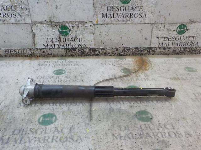 5Q0513049DD VAG Amortiguador trasero  en stock Córdoba