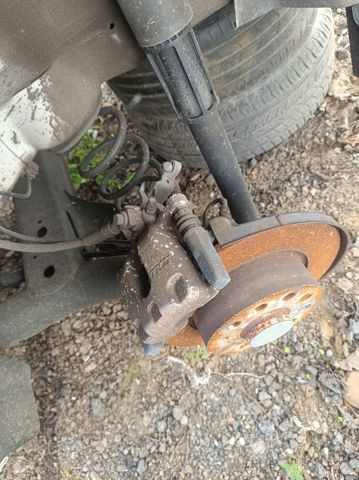5Q0598611 Cubo trasero  comprar en Reus
