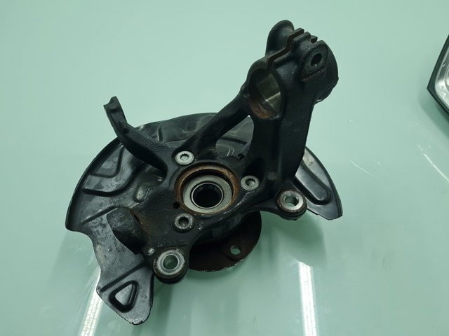 Protector del disco de freno delantero izquierdo 5Q0615311G VAG