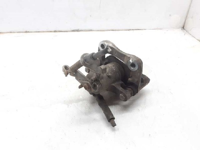 5Q0615424A Pinza de freno trasera derecha  comprar en Pontevedra