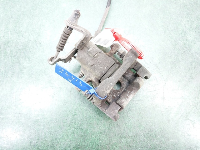 5Q0615424A VAG Pinza de freno trasera derecha  en stock Gandía