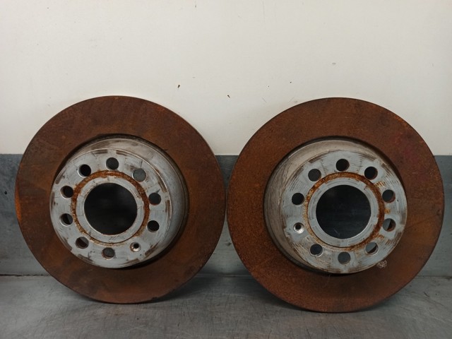 Disco de freno trasero 5Q0615601G VAG