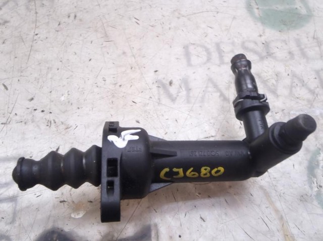 VAG 5Q0721261 Bombin de embrague  en stock Valencia