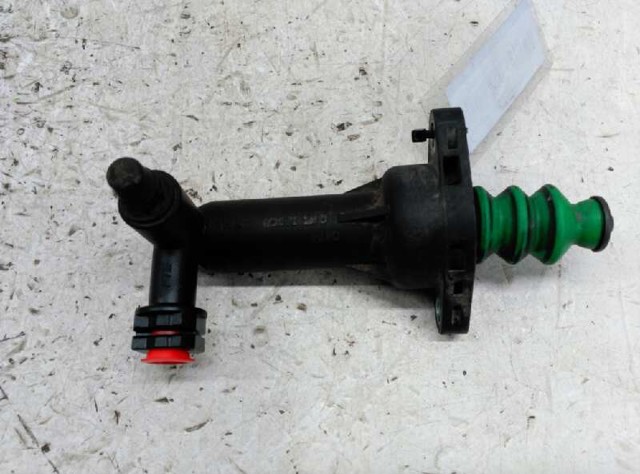 5Q0721261D Bombin de embrague comprar Girona