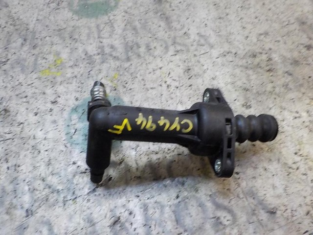 5Q0721261K Bombin de embrague comprar Sevilla