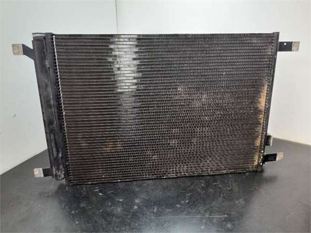 VAG 5Q0816411BF Condensador aire acondicionado  en stock Valencia