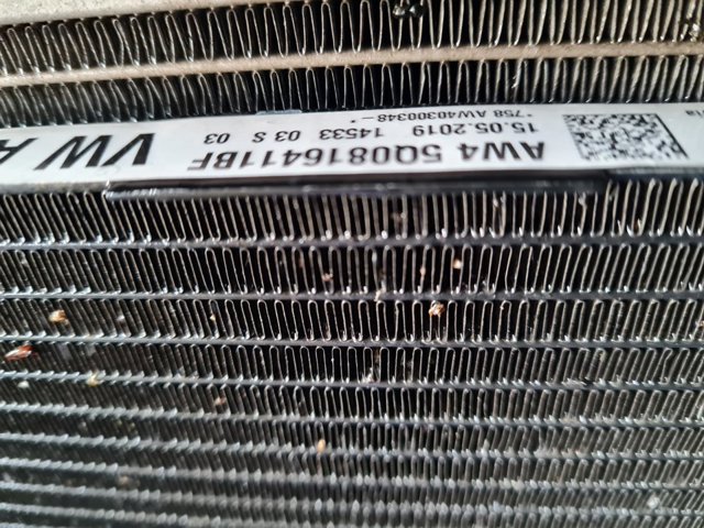 5Q0816411BF Condensador de aire acondicionado  disponible Utrera