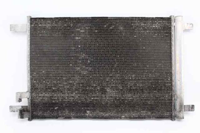 5Q0816411BH Condensador de aire acondicionado  disponible Utrera
