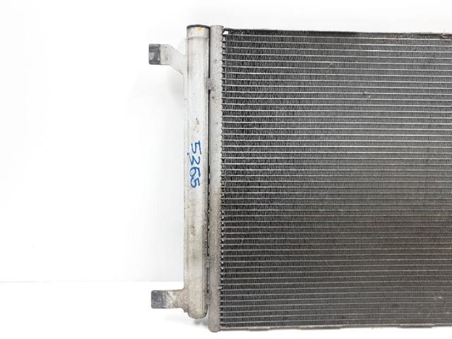 VAG 5Q0816411M Condensador aire acondicionado  en stock Terrassa