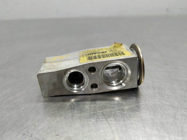 VAG 5Q0816679B Válvula TRV del aire acondicionado  disponible Lugo