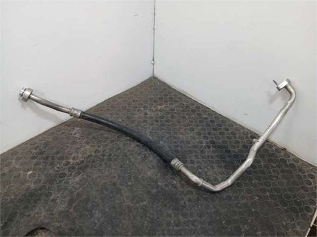 VAG 5Q0816743D Manguera de aire acondicionado de evaporador al compresor comprar Tarragona