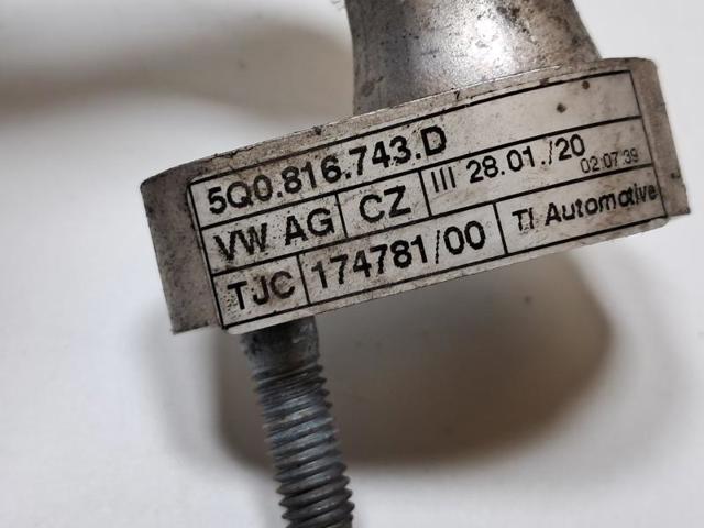 5Q0816743D Manguera de aire acondicionado de evaporador al compresor  comprar en Reus