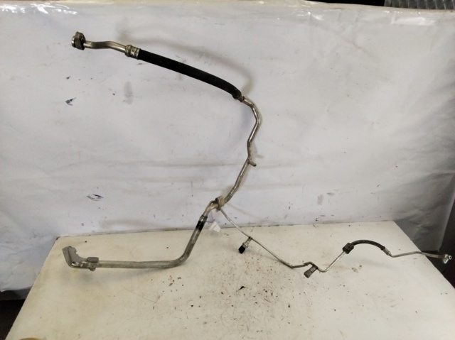 5Q0816743D VAG Manguera de aire acondicionado de evaporador al compresor  disponible Ourense