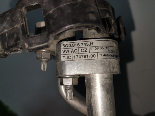 5Q0816743H VAG Manguera de aire acondicionado de evaporador al compresor comprar Bilbao