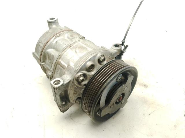 5Q0816803E Compresor de aire acondicionado  en stock Sabadell