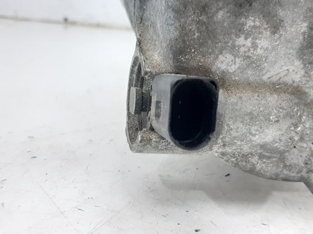 5Q0816803E VAG Compresor de aire acondicionado  en stock Córdoba