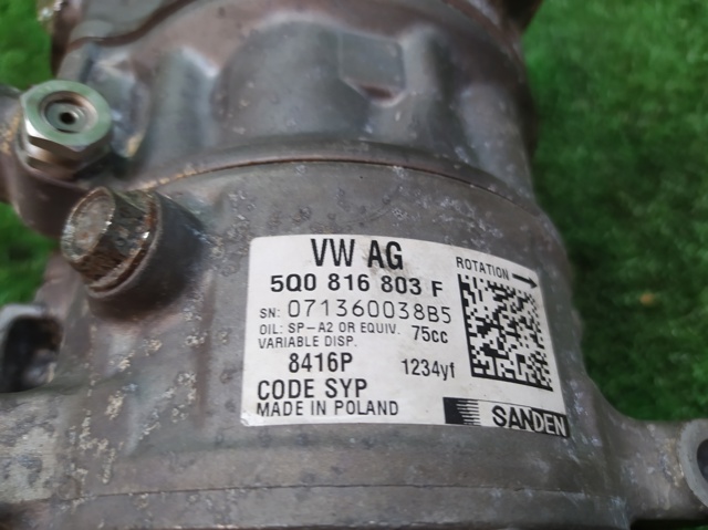 5Q0816803F VAG/Seat