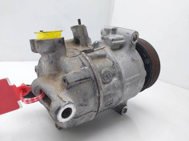 VAG 5Q0816803H Compresor de aire acondicionado  disponible Lugo