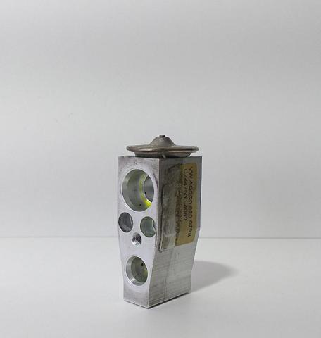 Válvula TRV, aire acondicionado  5Q0820679B VAG