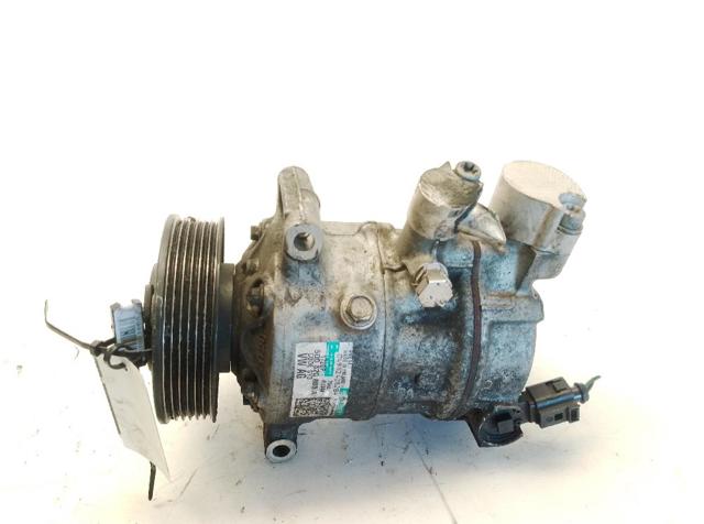 VAG 5Q0820803A Compresor de aire acondicionado  disponible Valladolid