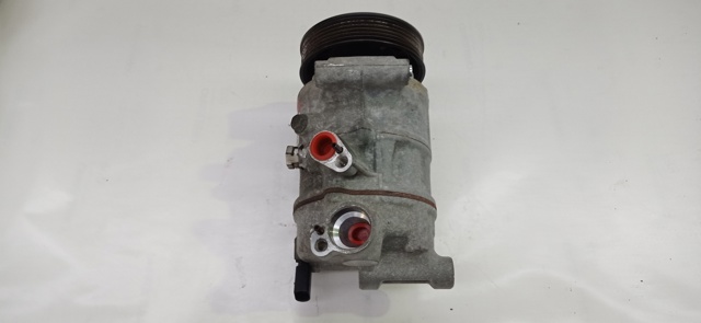 5Q0820803C VAG Compresor de aire acondicionado  en stock Córdoba