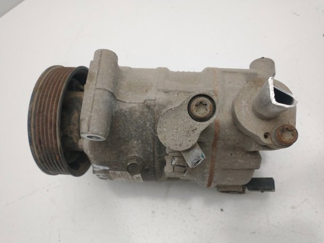 5Q0820803E VAG Compresor de aire acondicionado  en stock Córdoba