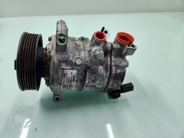 VAG 5Q0820803E Compresor de aire acondicionado  disponible Lugo