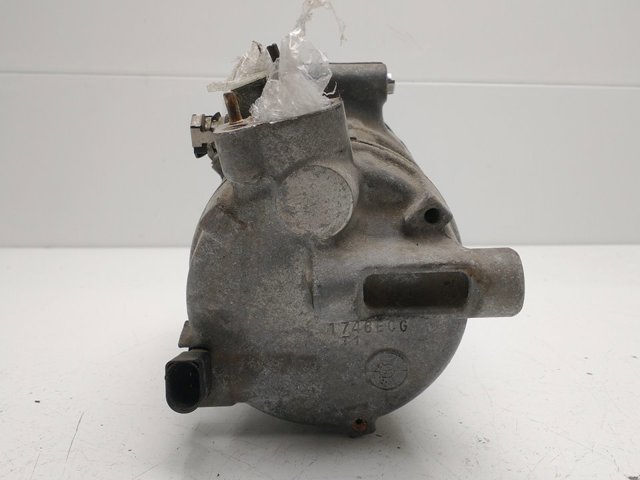 5Q0820803E Compresor de aire acondicionado  disponible Málaga