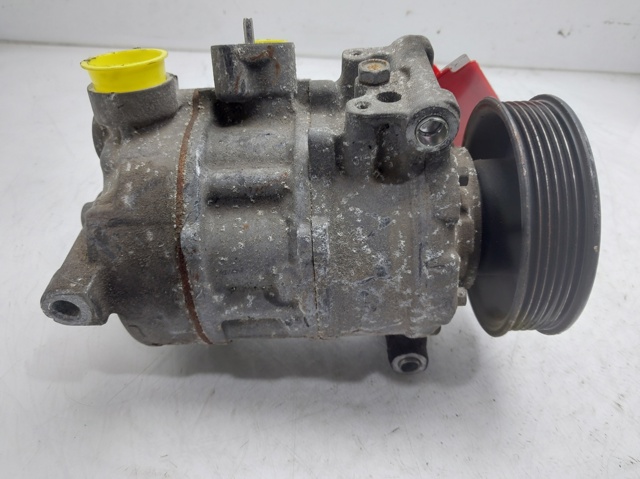 5Q0820803K Compresor de aire acondicionado  disponible Burgos