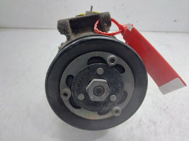 5Q0820803K Compresor de aire acondicionado  disponible Burgos