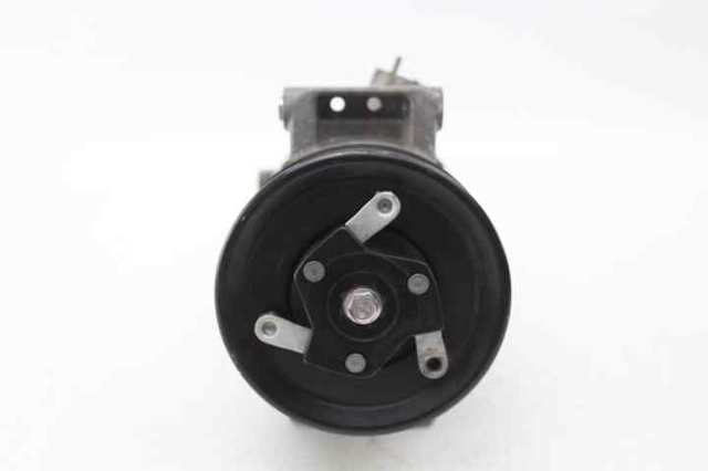 5Q0820803P Compresor de aire acondicionado  disponible Burgos