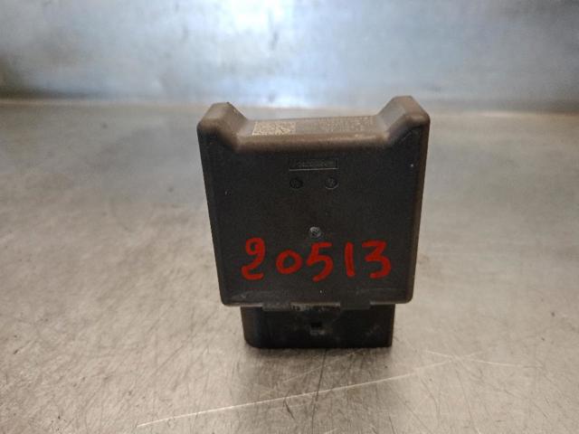 5Q0906093A VAG Módulo de control del motor de la bomba de combustible  disponible Alicante