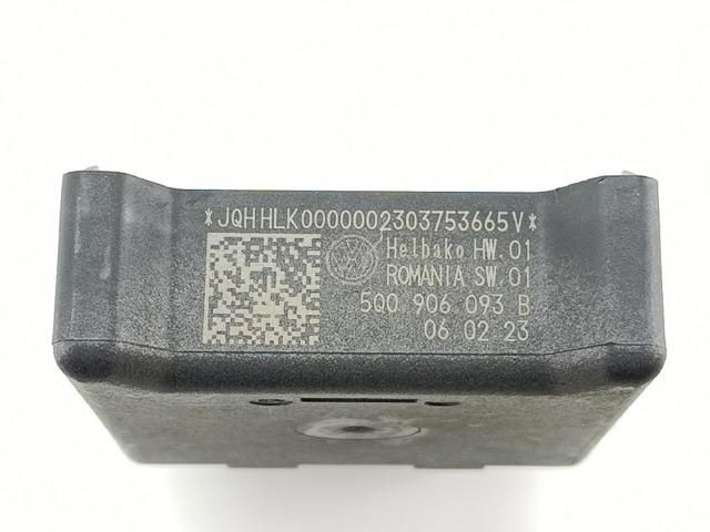 VAG 5Q0906093B Módulo de control del motor de la bomba de combustible  en stock Salamanca