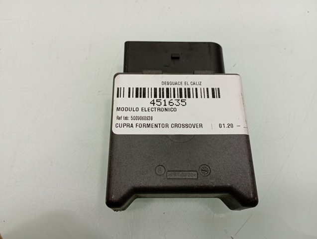 5Q0906093B Módulo de control del motor de la bomba de combustible  comprar en Reus