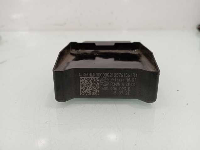 VAG 5Q0906093B Módulo de control del motor de la bomba de combustible  en stock Terrassa