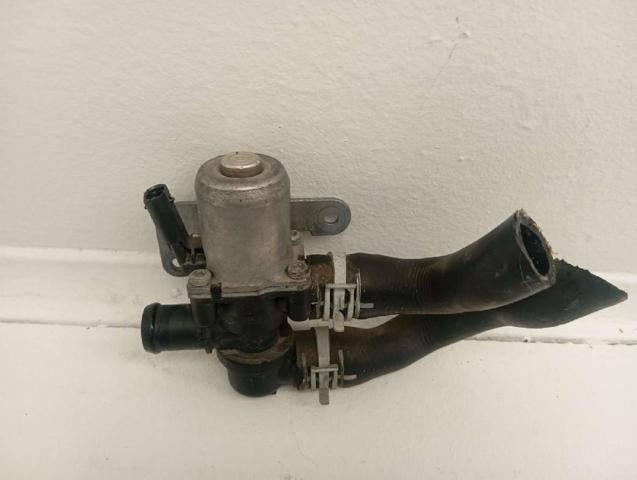5Q0906457C Válvula de control de líquido refrigerante  en stock Sabadell