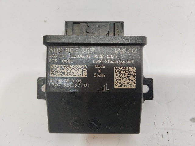 5Q0907357 VAG Módulo de control de iluminación adaptativa (ECU) comprar Alcalá