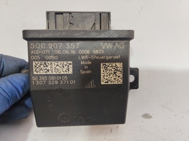 5Q0907357 Módulo de control de iluminación adaptativa (ECU)  disponible Málaga